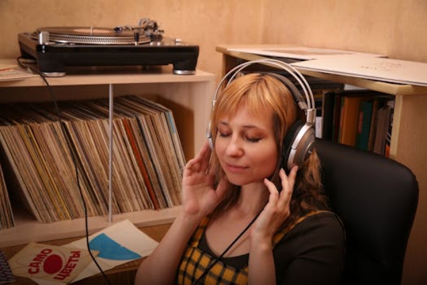 IELTS Listening Test 9