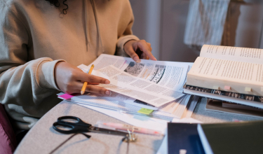 Lớp IELTS Intensive — Mục tiêu band 5.5–7.0